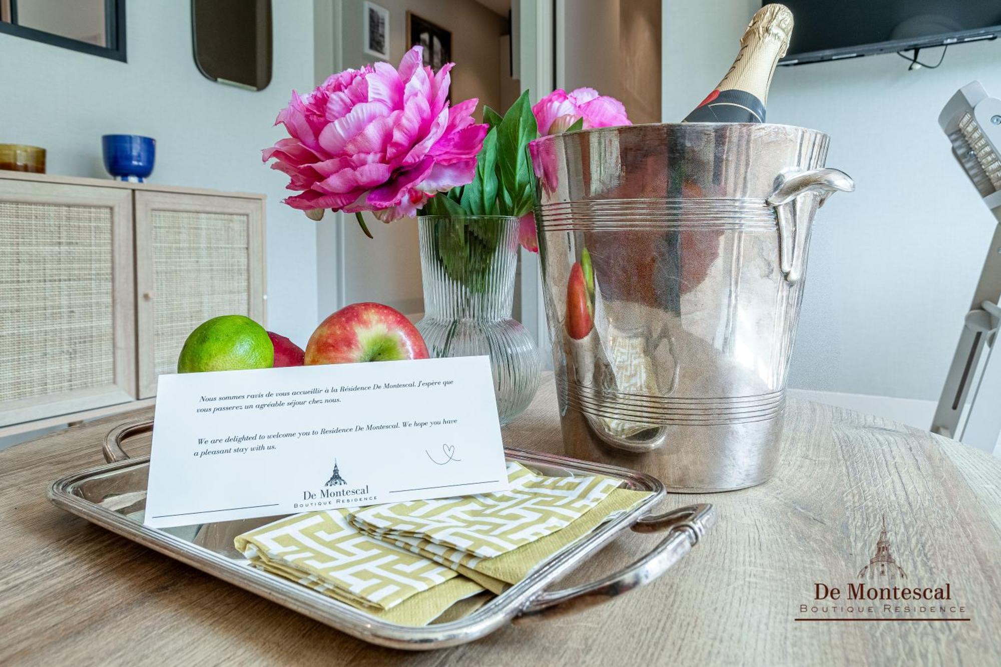 De Montescal - Hot Tub And Ac Cosy Apartment A Prime Location 40M2 Paris Luaran gambar