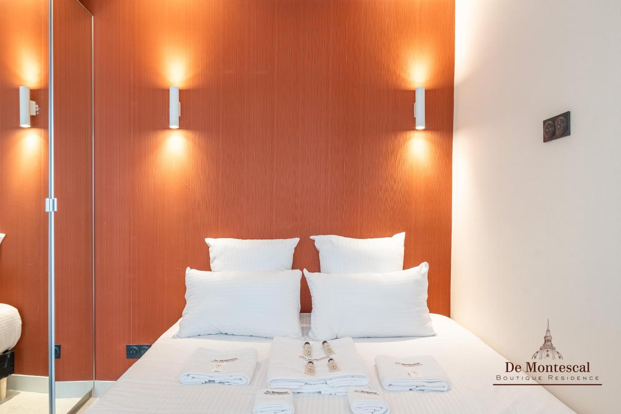 De Montescal - Hot Tub And Ac Cosy Apartment A Prime Location 40M2 Paris Luaran gambar