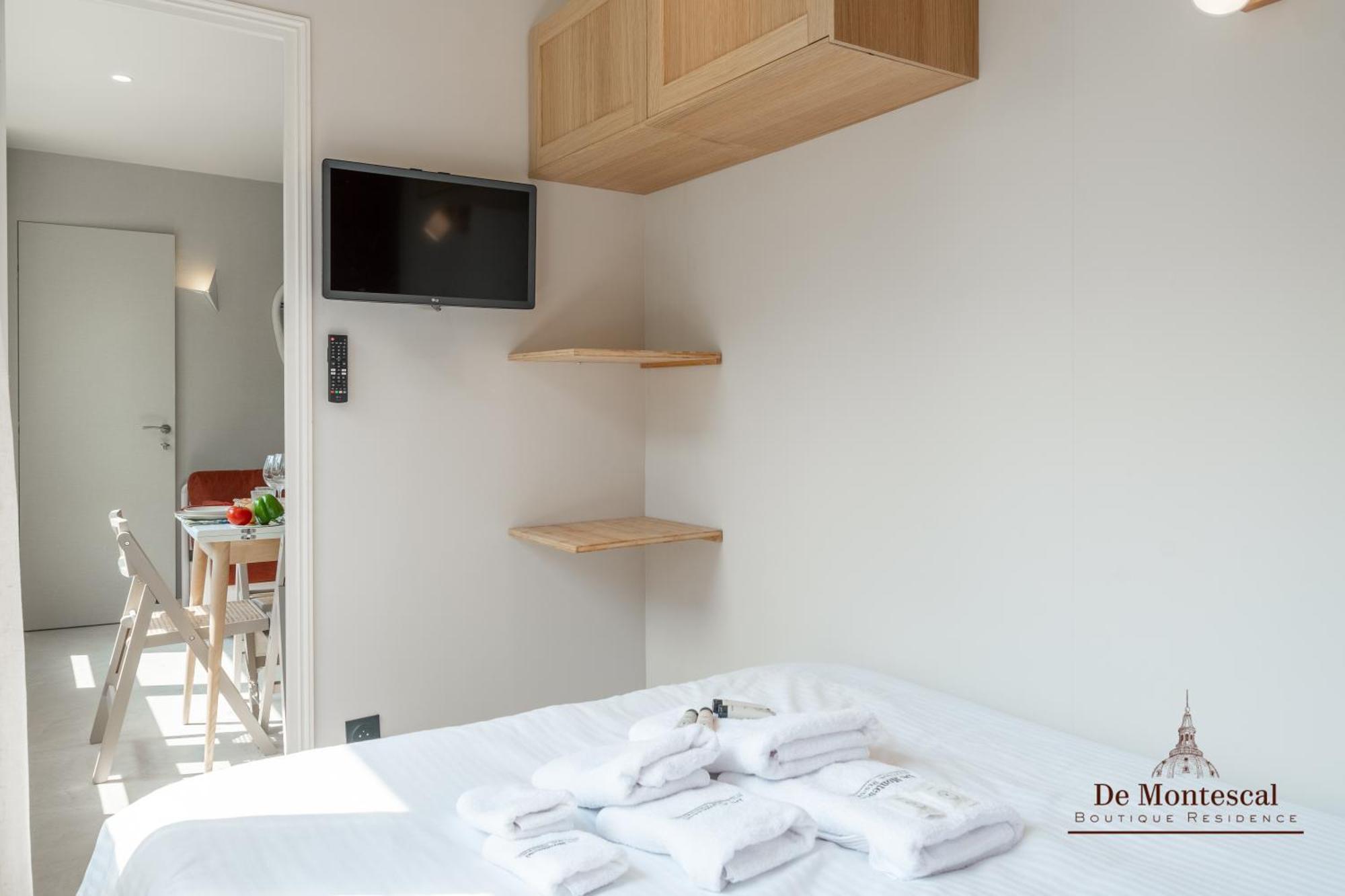 De Montescal - Hot Tub And Ac Cosy Apartment A Prime Location 40M2 Paris Luaran gambar