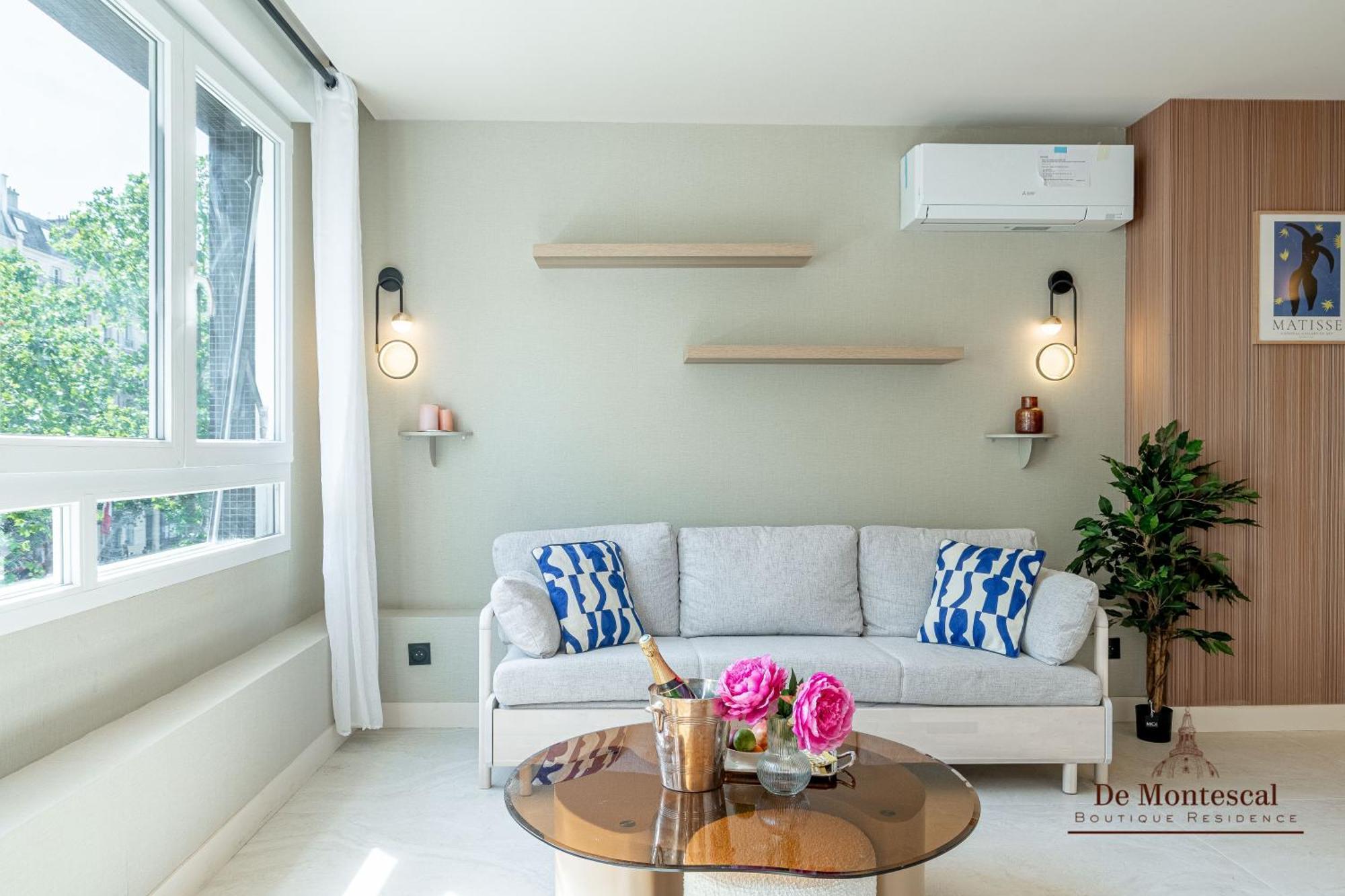 De Montescal - Hot Tub And Ac Cosy Apartment A Prime Location 40M2 Paris Luaran gambar