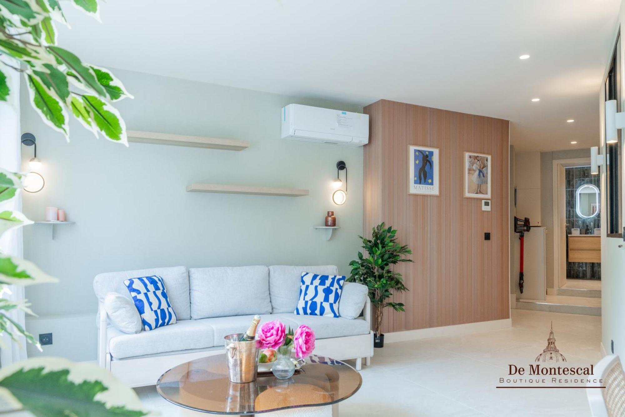 De Montescal - Hot Tub And Ac Cosy Apartment A Prime Location 40M2 Paris Luaran gambar